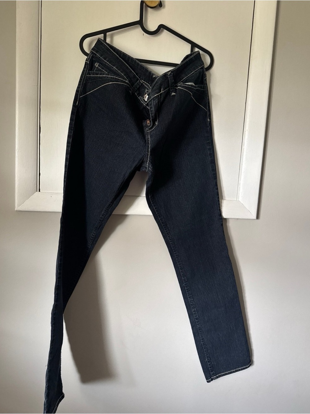 Women's Straight-Leg Jeans in Dark Indigo